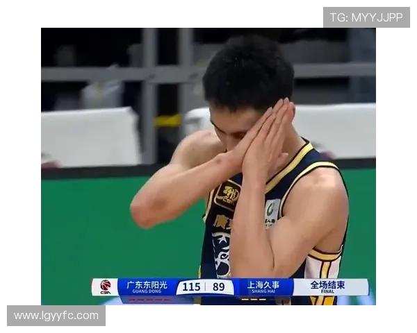 徐杰35分单手暴扣封神 荣膺南区明星赛MVP