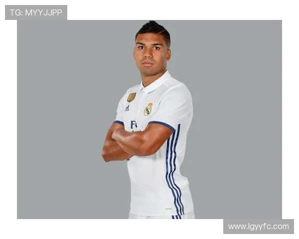 巴西队新人:里昂24岁左后卫阿布纳 巴西队新人:里昂24岁左后卫阿布纳